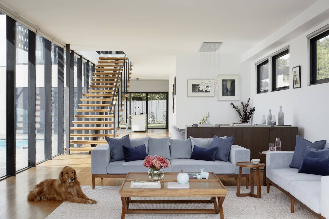 Architect-designed 3-bedroom apartment in Denpasar — view 6